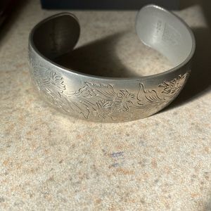 Kirk™️ Pewter cuff bracelet!!!